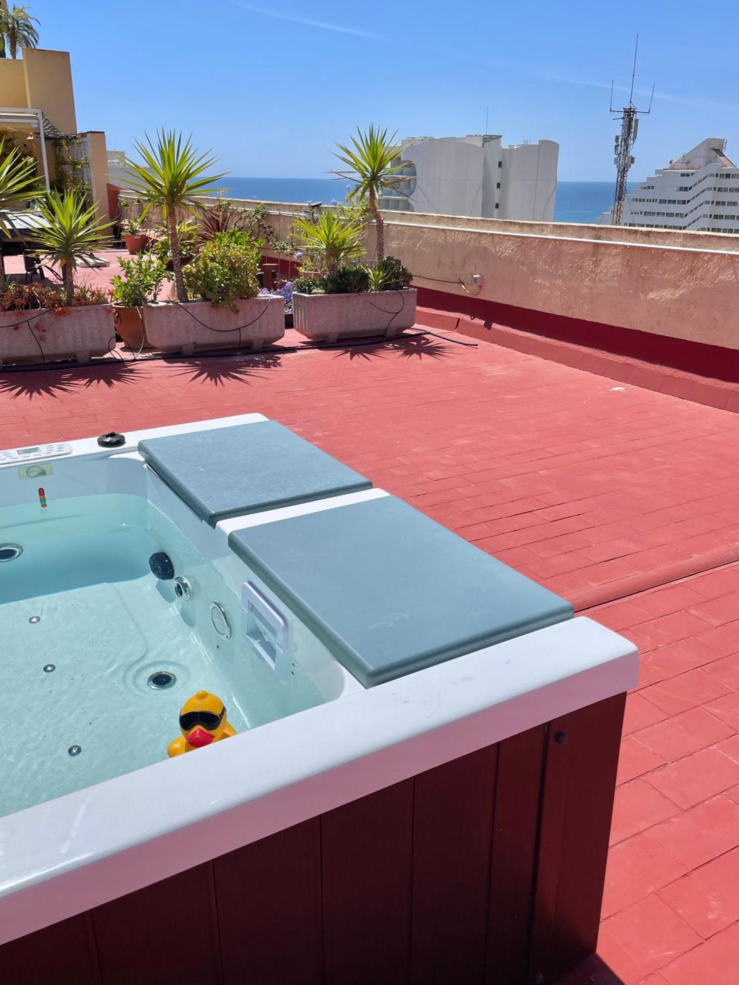 Apartment Luxury - 550 M2 Penthouse - Jacuzzi, Golf &